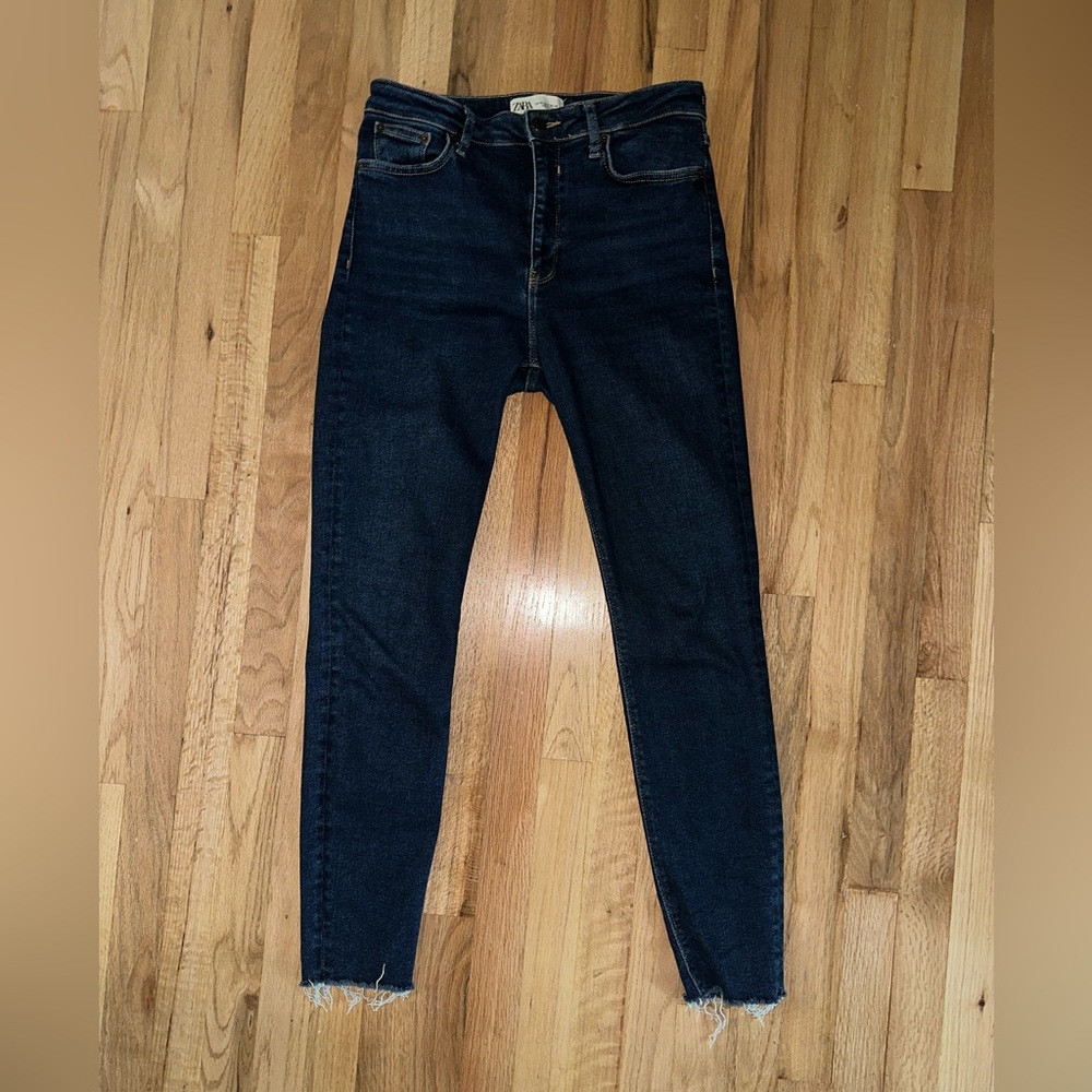 Women’s Zara Skinny Jeans